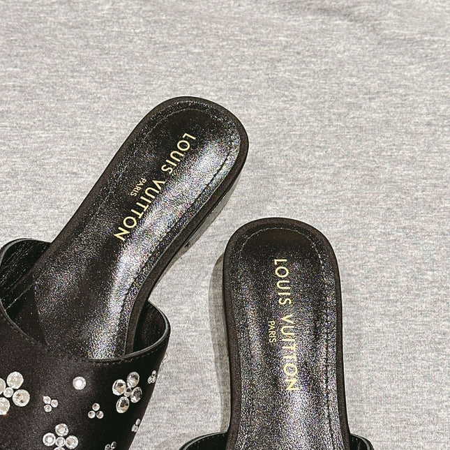 LV WOMEN FLAT MULE IN BLACK SATIN WITH RHINESTONE