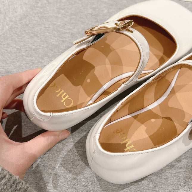 CHLOÉ 26S MARY JANE FLATS IN WHITE GLOSSY CALFSKIN