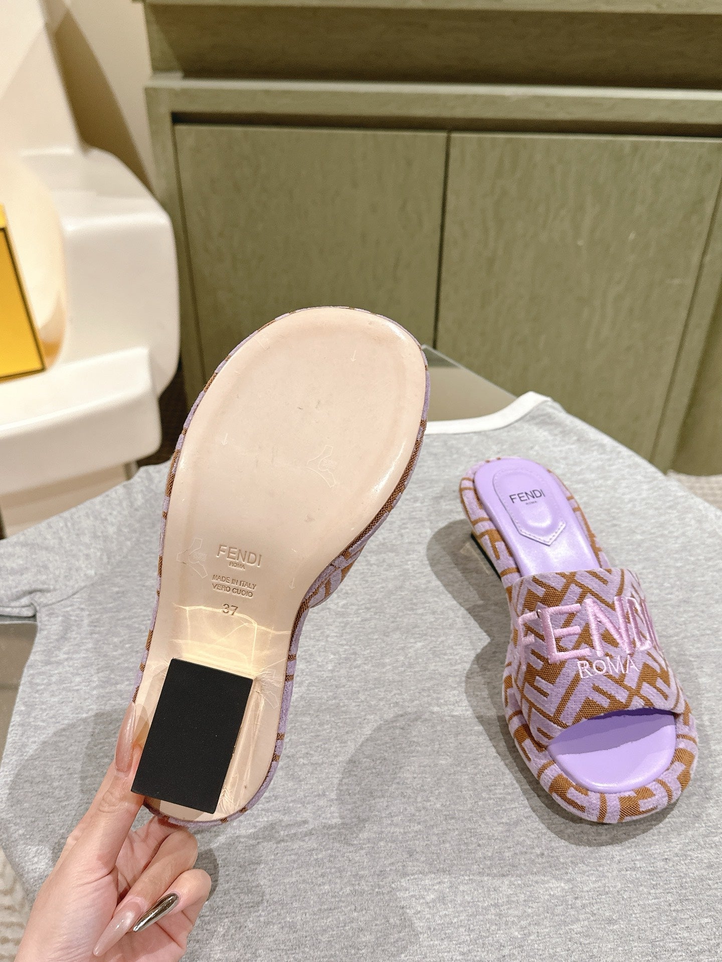 FENDI 26S HIGH SANDALS IN BROWN AND PURPLE FABRIC