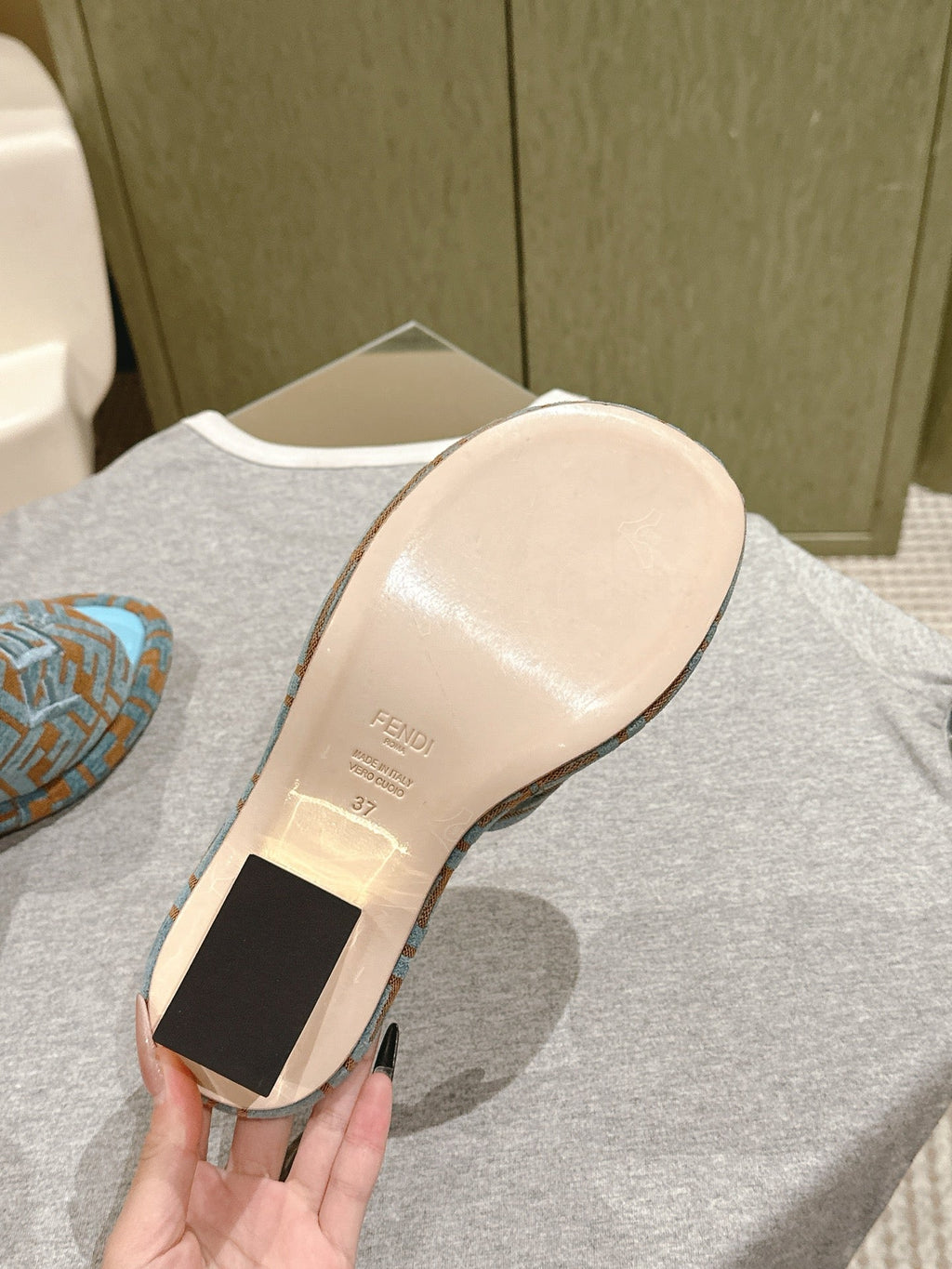 FENDI 26S HIGH SANDALS IN BLUE AND BROWN FABRIC