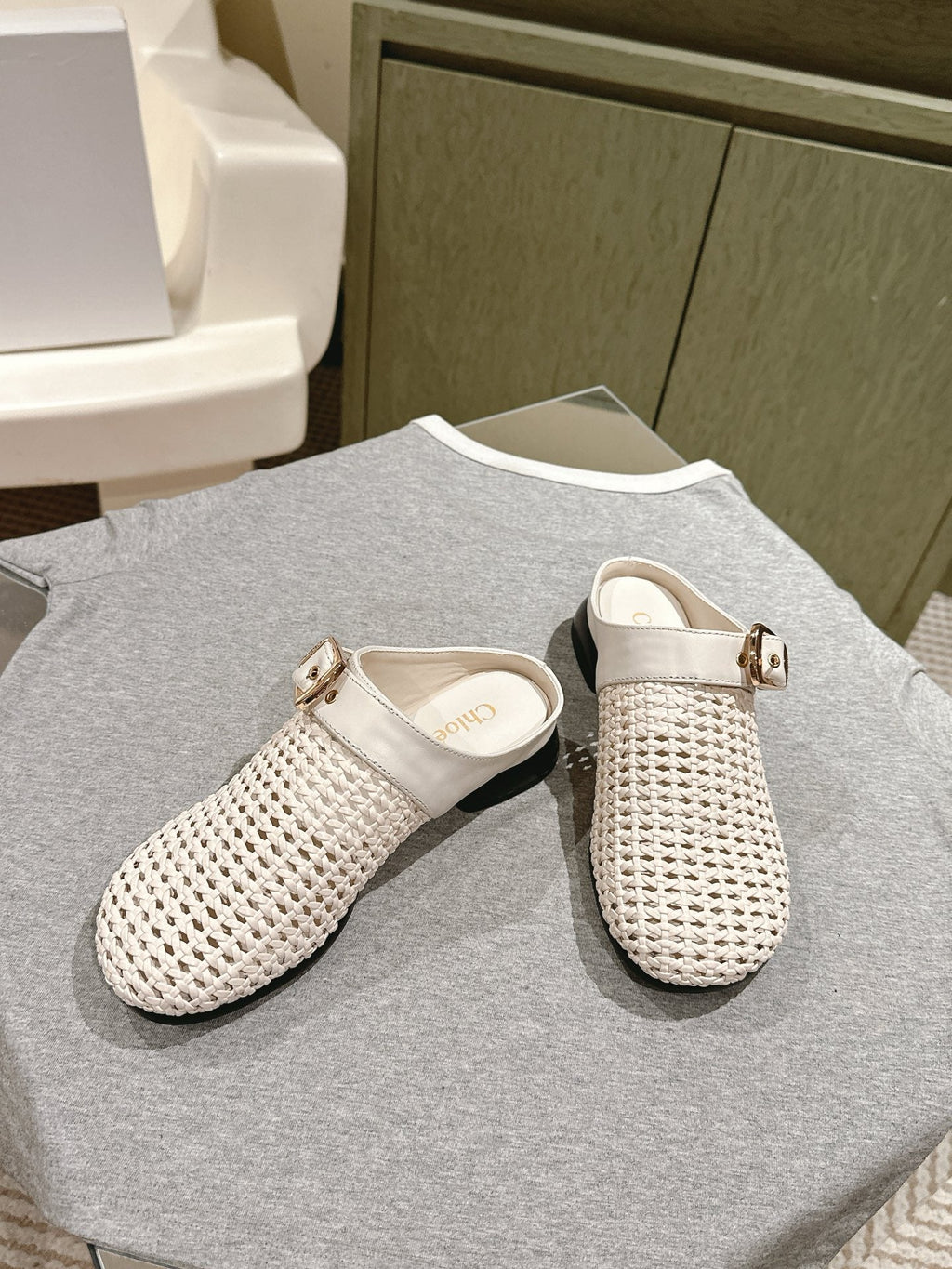 CHLOÉ 26S WOVEN MULES IN LIGHT BEIGE CALFSKIN