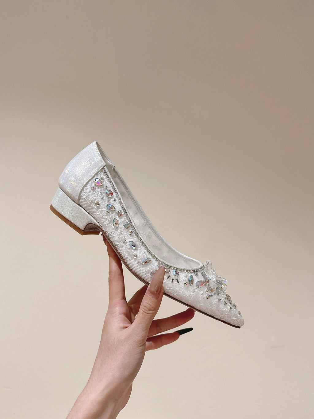 RENE CAOVILLA 26S BALLET FLATS IN WHITE LACE FABRIC CRYSTAL EMBELLISHED