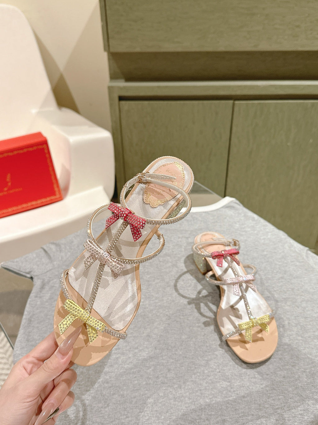 RENE CAOVILLA 26S HEELED SANDALS 45 MM IN NUDE PINK LAMBSKIN WITH BOW