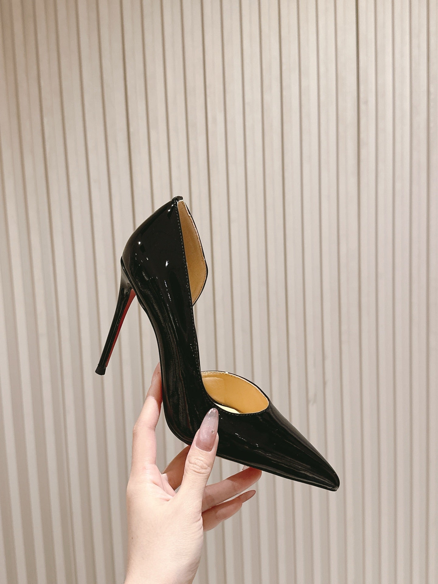 IRIZA PUMPS 95MM IN BLACK PATENT CALFSKIN