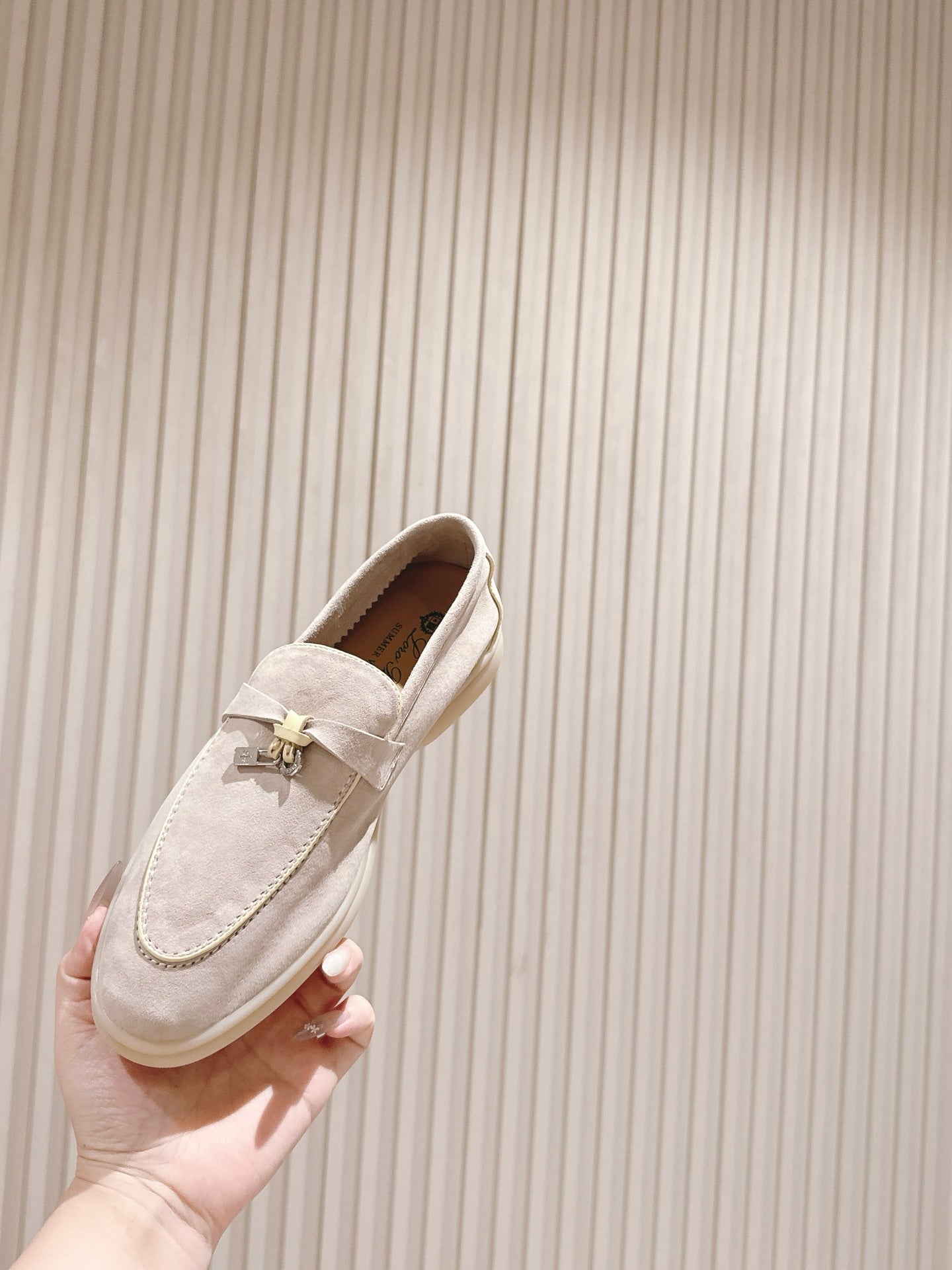 LP LOAFERS 25S IN DUSTY PINK SUEDE WITH SILVER HARDWARE