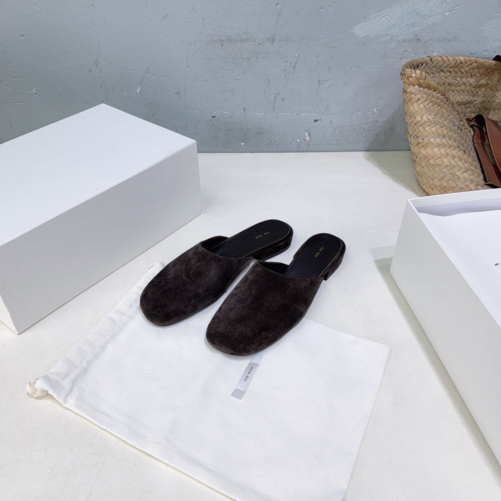 THE ROW 26S ROUND TOE MULES IN DARK BROWN SUEDE