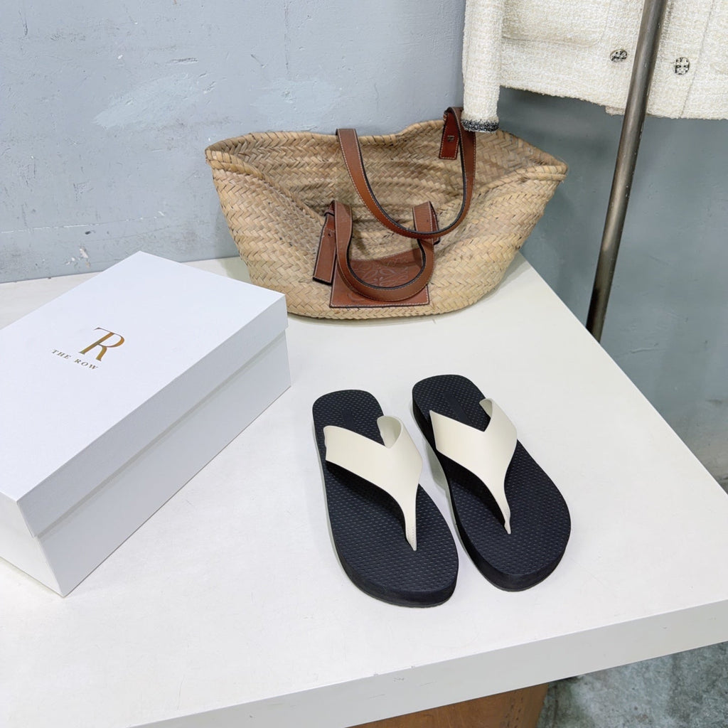 THE ROW 26S THONG SANDALS IN BLACK RUBBER  WITH WHITE STRAPS CALFSKIN