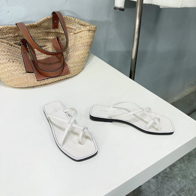 THE ROW 26S FLAT SANDALS IN WHITE CALFSKIN