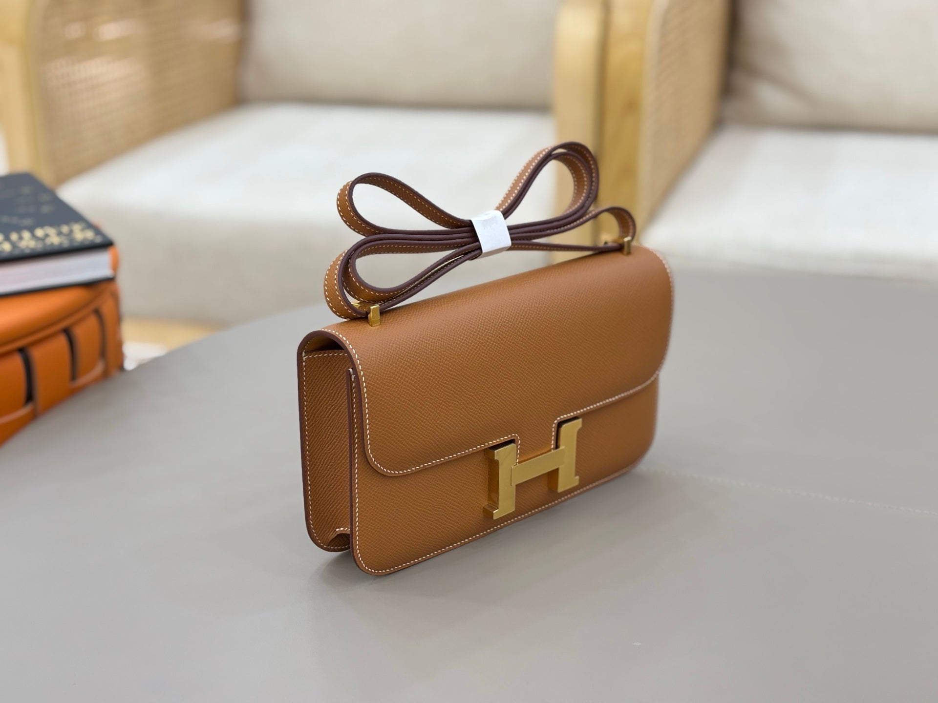 HM 25S CONSTANCE ELAN 24 CM IN BROWN EPSOM WITH GOLD HARDWARE
