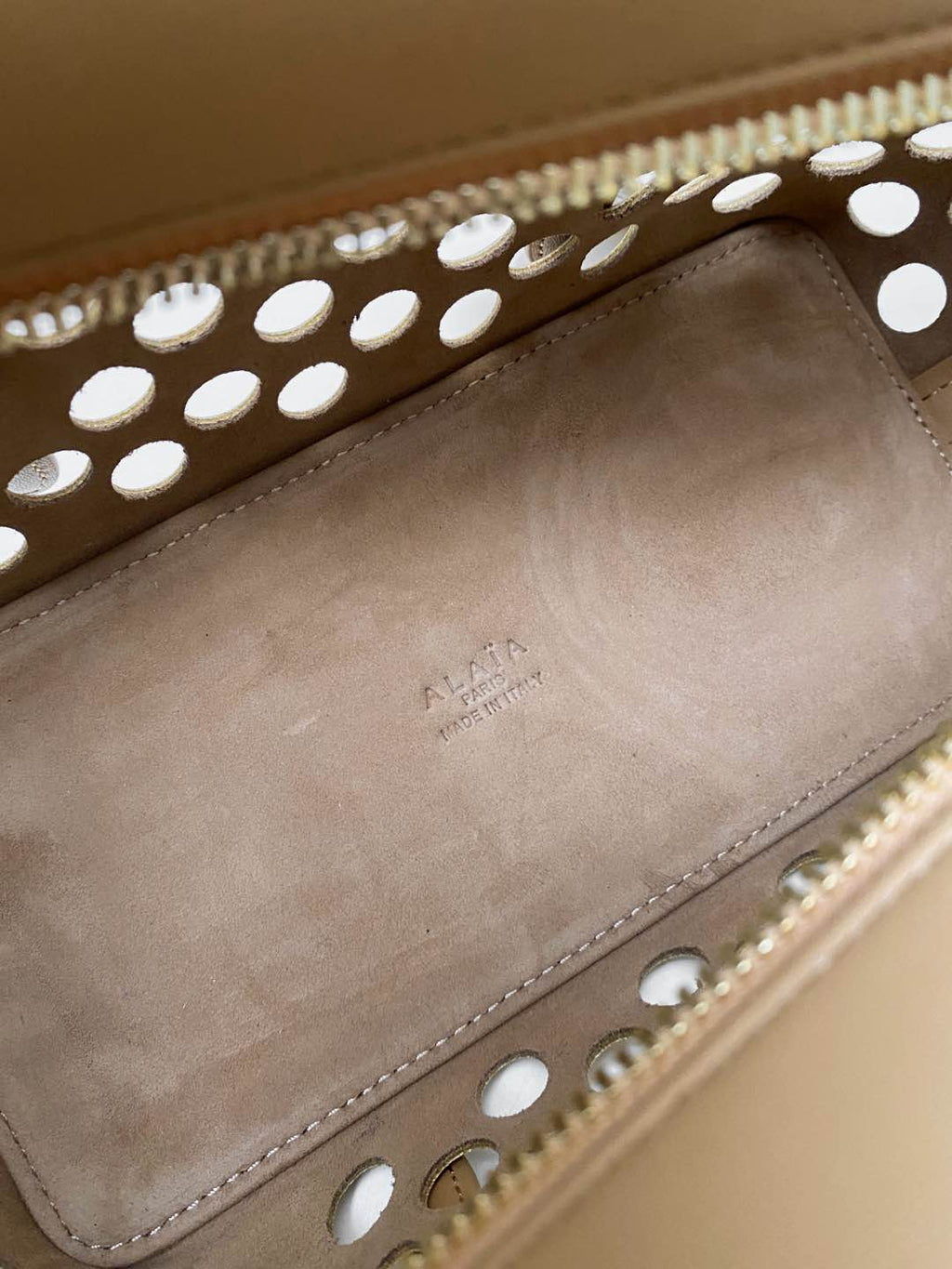 NEO MINA 20 BAG IN WHISKEY PERFORATED CALFSKIN