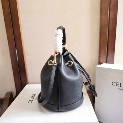 CELINE 25S CLARA BAG 19 IN BLACK CALFSKIN GOLD HARDWARE