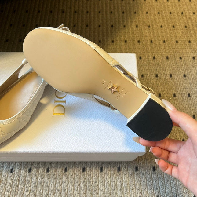 DIOR 26S OPEN BACK SANDALS IN CREAM WHITE CALFSKIN WITH PEARL BOW