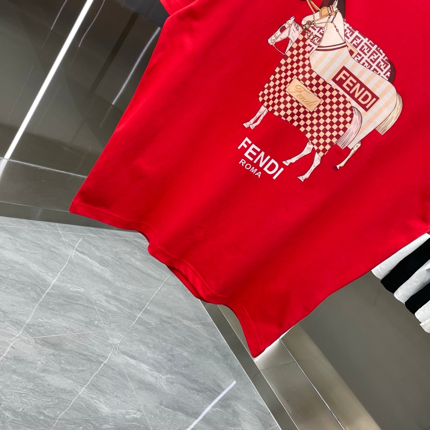FENDI 26S SHORT SLEEVE T-SHIRT 213
