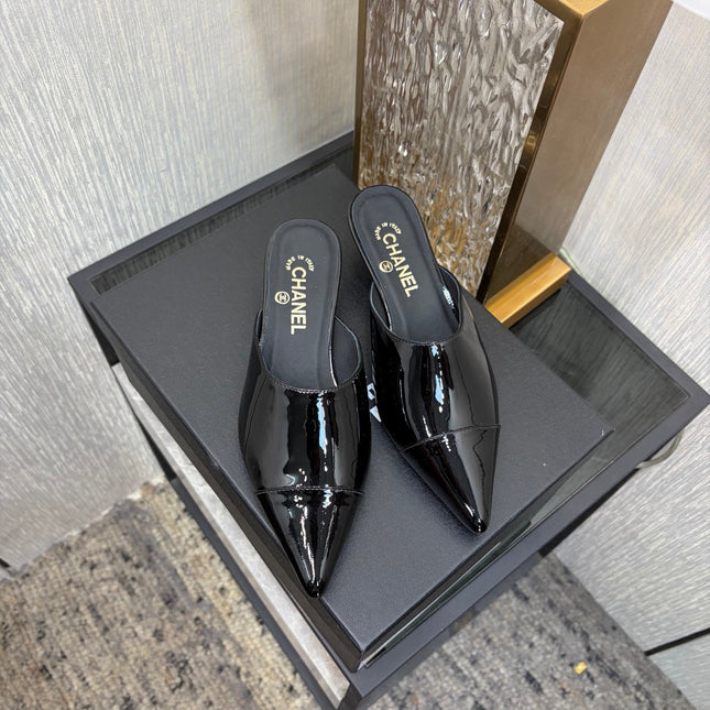 LV 26S HIGH-HEELED MULES 40 MM IN BLACK PATENT CALFSKIN