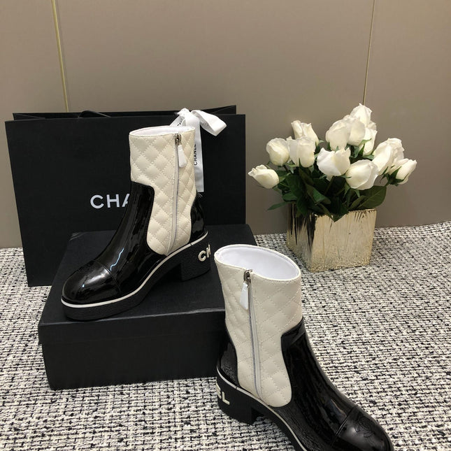 ROUND-TOE SHORT BOOTS BLACK MIX WHITE SHEEPSKIN