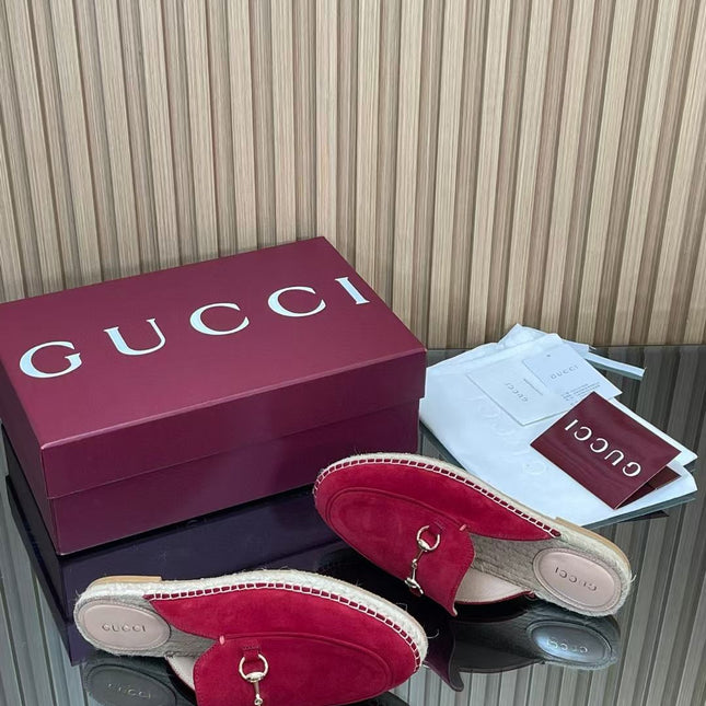 GUCCI 26S LOAFER MULES IN DARK RED SUEDE