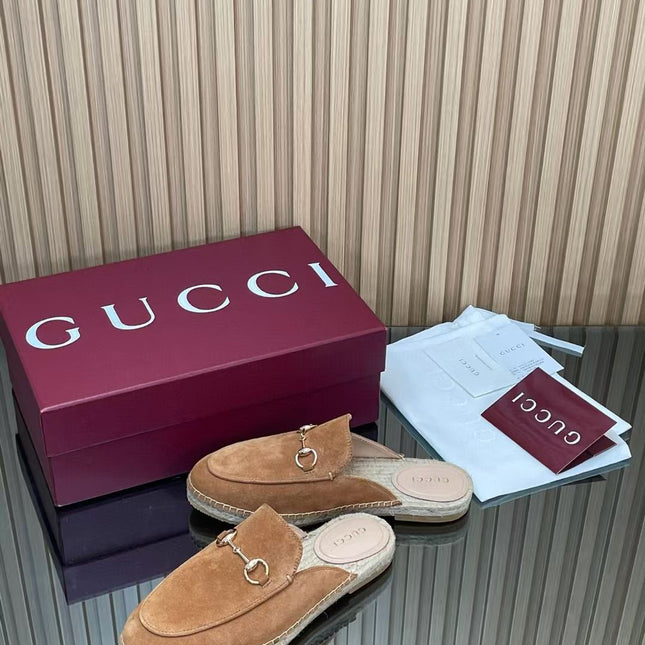 GUCCI 26S LOAFER MULES IN BROWN SUEDE
