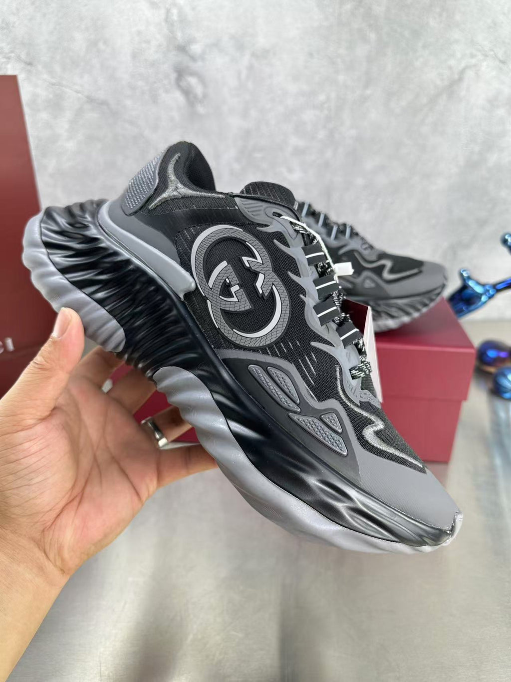 GG RIPPLE SNEAKER IN LIGHT GRAY MIX BLACK LAMBSKIN AND FABRIC