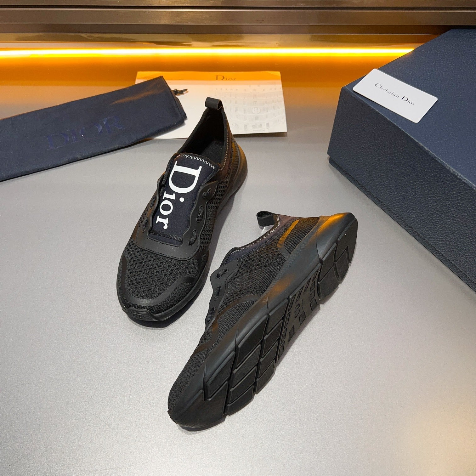 CD BASKETBALL SHOES BLACK BREATHABLE FABRIC