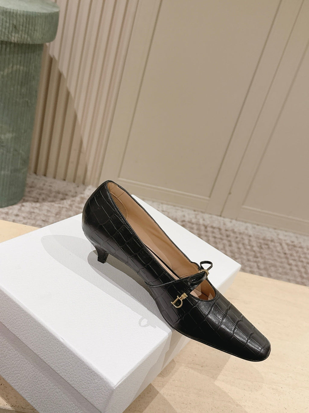 DIOR 26S MARY JANE KITTEN HEEL 40MM IN BLACK CROCODILE EMBOSSED CALFSKIN