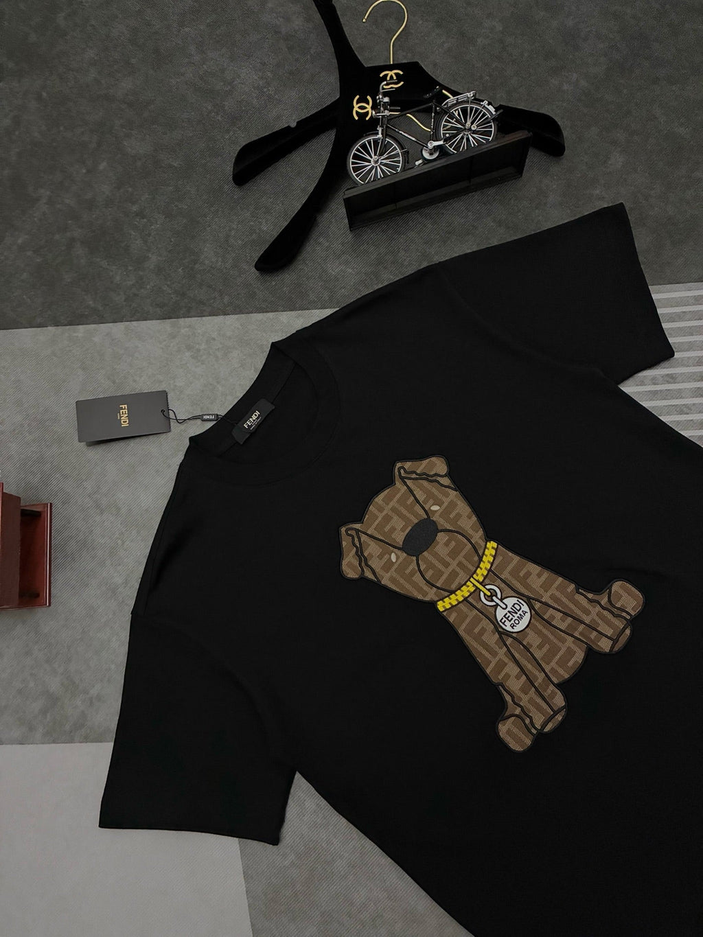 FENDI 26S SHORT SLEEVE T-SHIRT 066