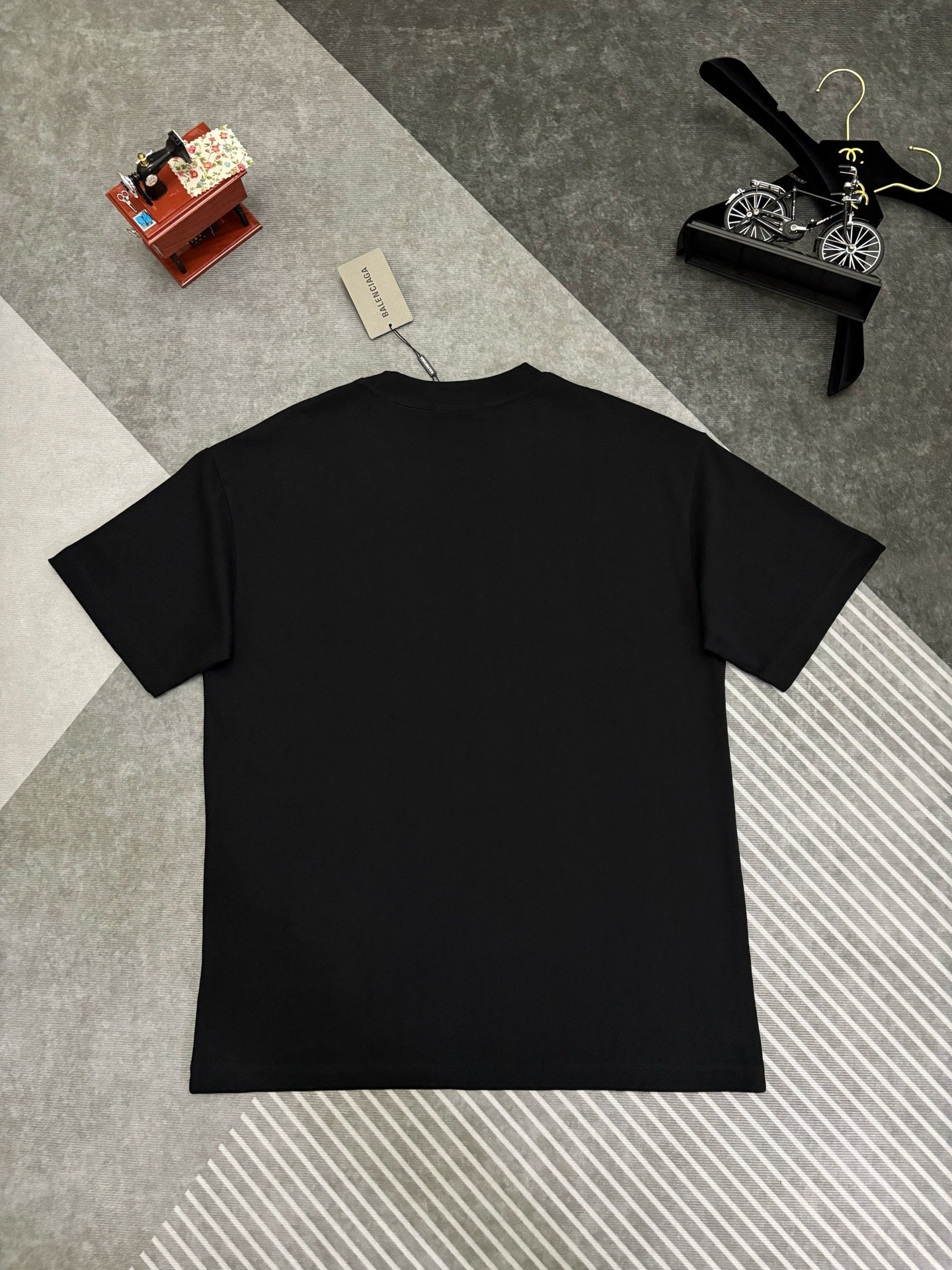 BALENCIAGA 26S SHORT SLEEVE T-SHIRT 136