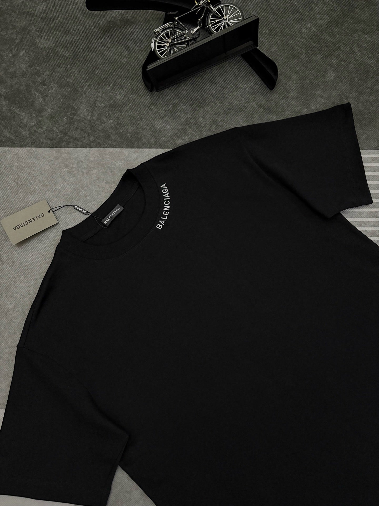 BALENCIAGA 26S SHORT SLEEVE T-SHIRT 136