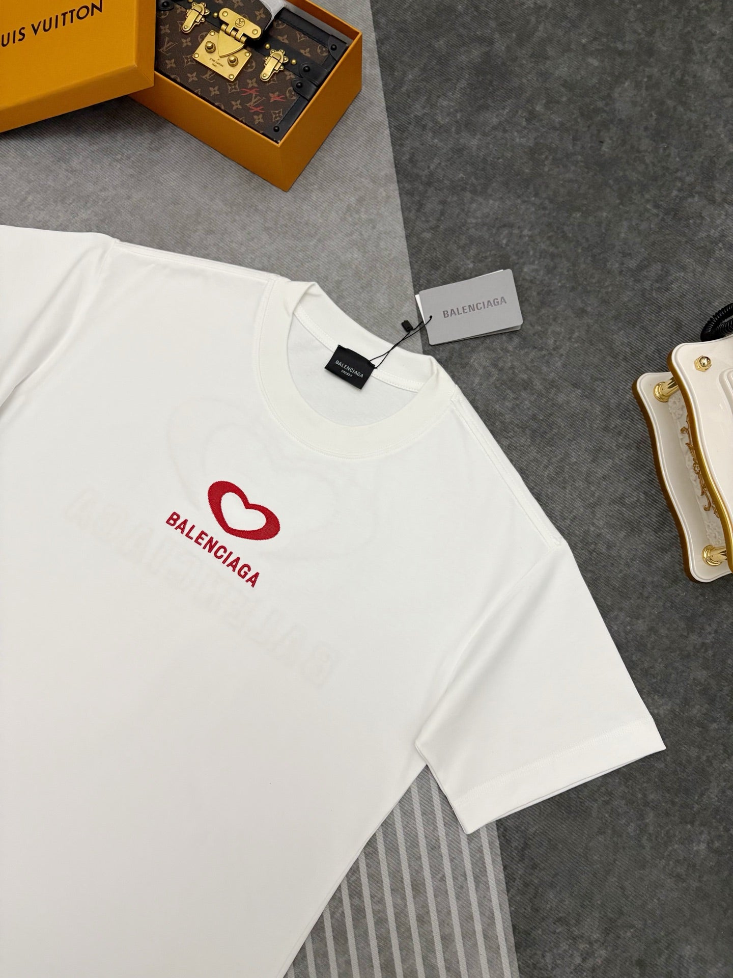BALENCIAGA 26S SHORT SLEEVE T-SHIRT 138