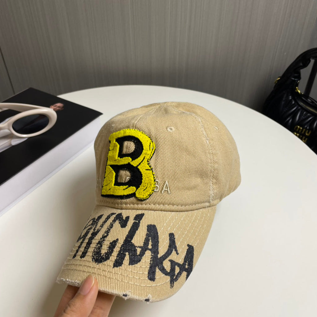 EMBROIDERED BASEBALL CAP IN BEIGE CANVAS