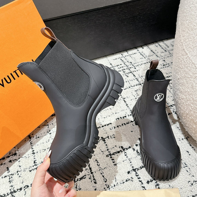 RUBY BOOTS IN BLACK CALFSKIN