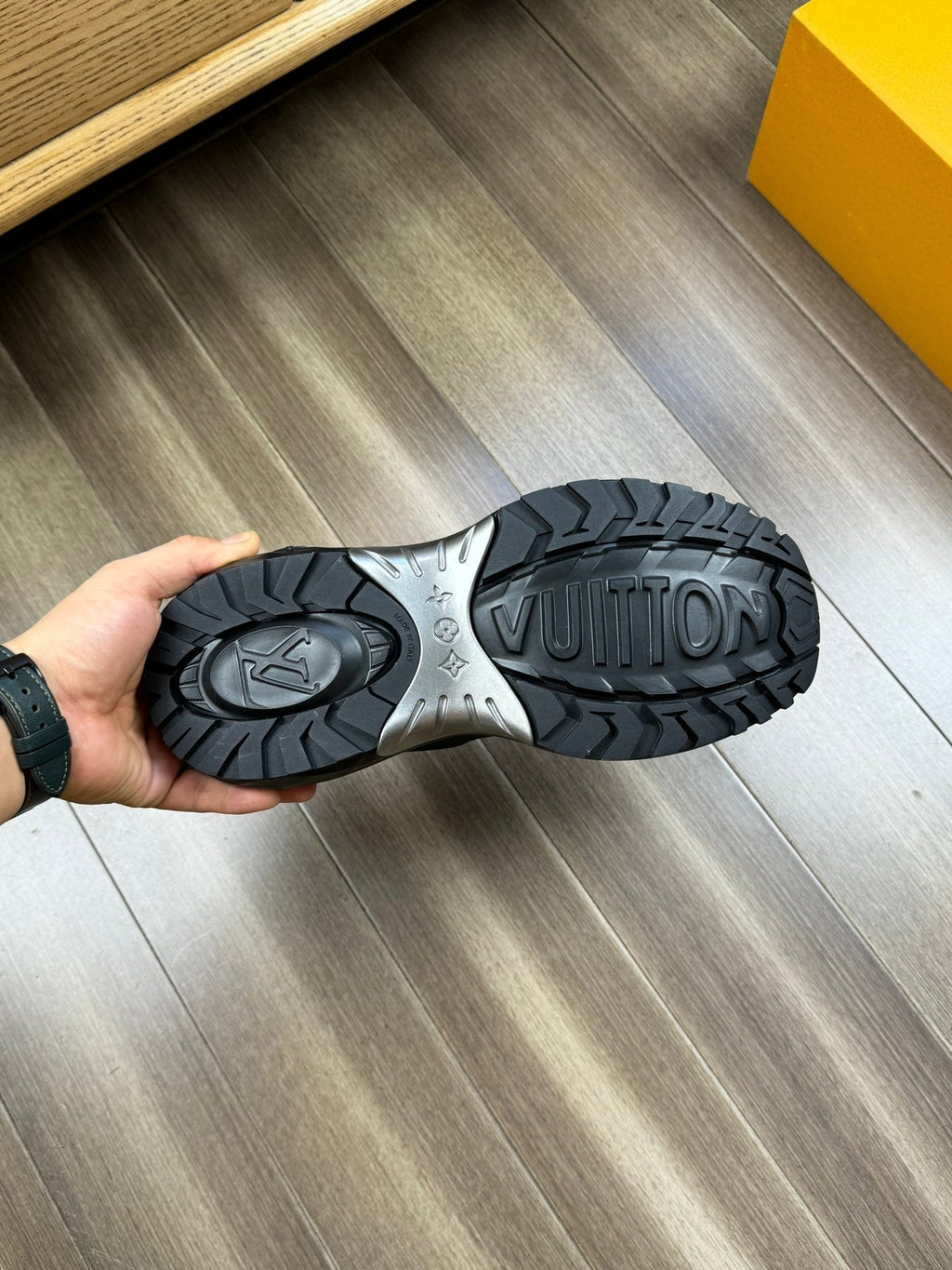 LV SPORT SNEAKER IN BLACK CALFSKIN WITH LOGO