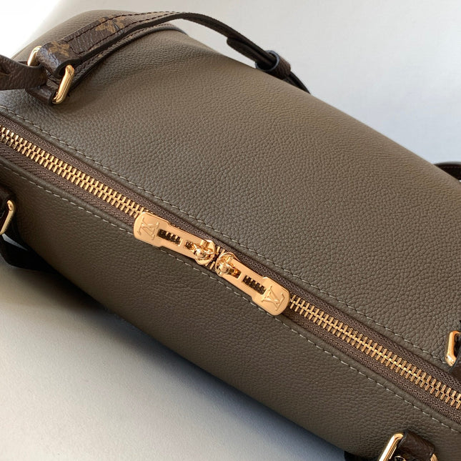 LV SMALL EXPRESS TRAVEL 26 IN BROWN CALFSKIN
