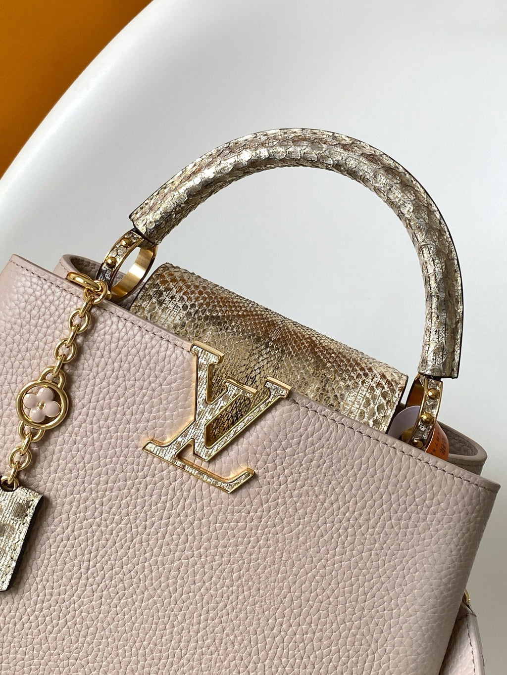 LV 26S CAPUCINES BAG 27 IN GRAYISH BEIGE TAURILLON CALFSKIN WITH GOLD HARDWARE