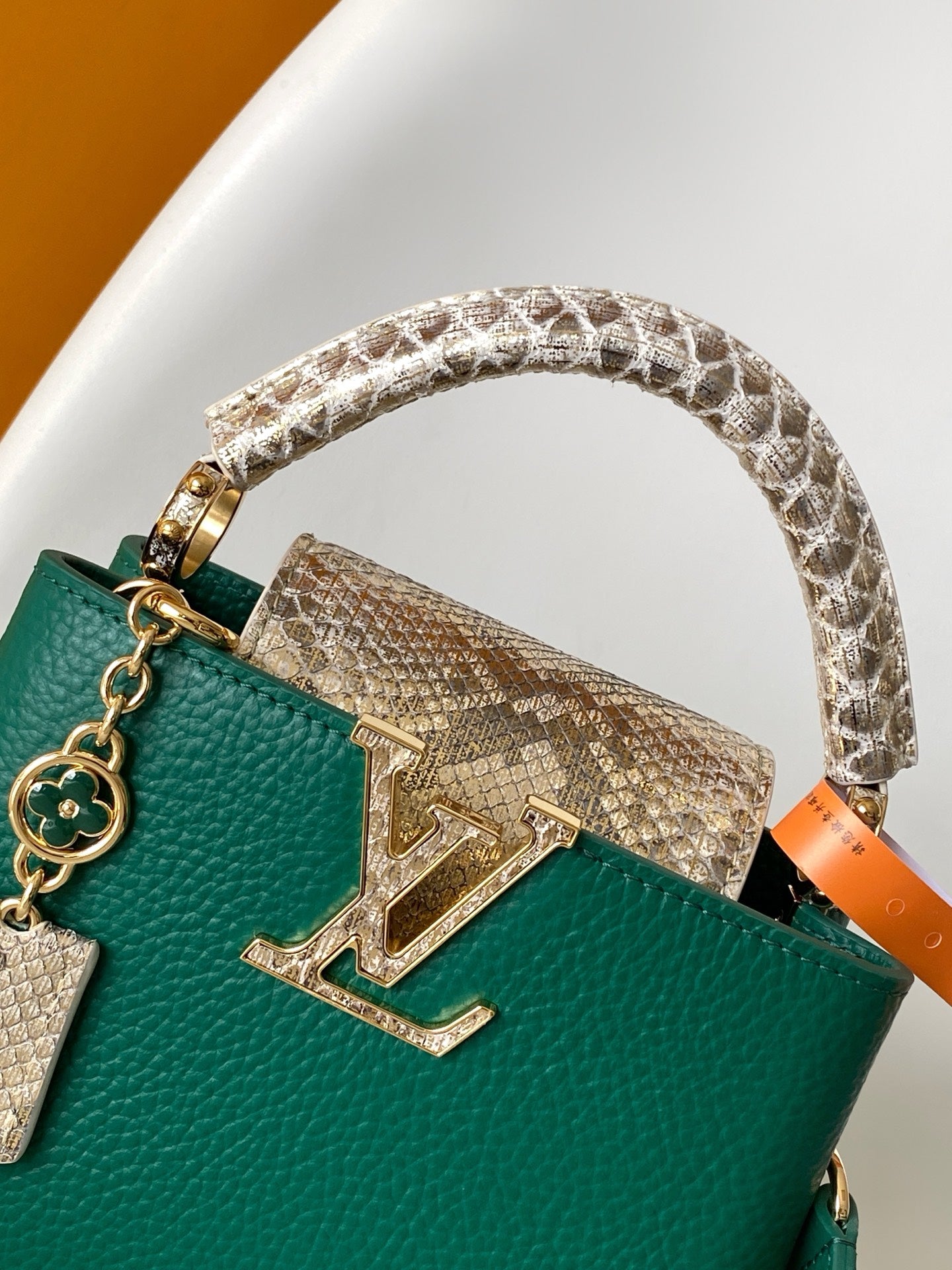 LV 26S CAPUCINES BAG 21 IN DARK GREEN TAURILLON CALFSKIN