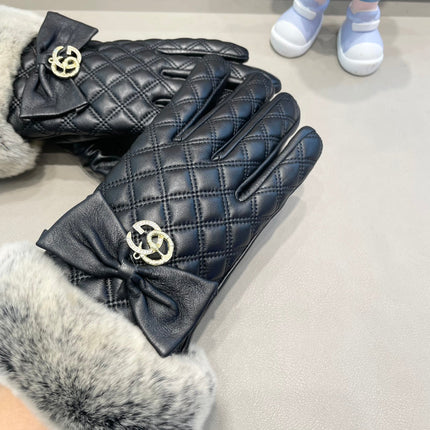 GLOVES WITH BOW IN BLACK LAMBSKIN AND RABBIT FUR 432556