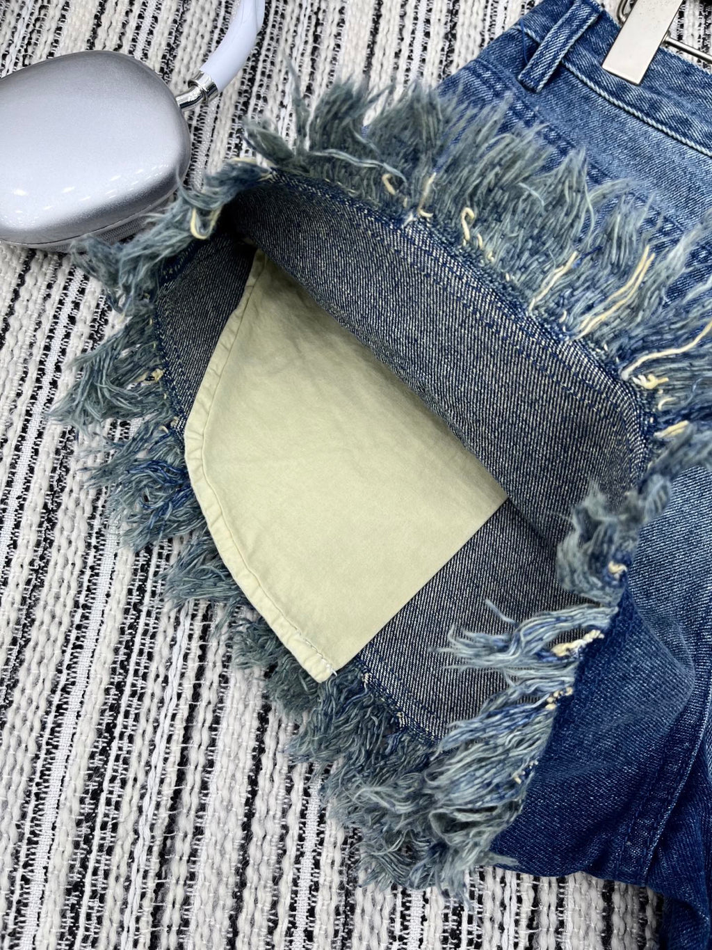 LOEWE FRAYED HEM DENIM SHORTS