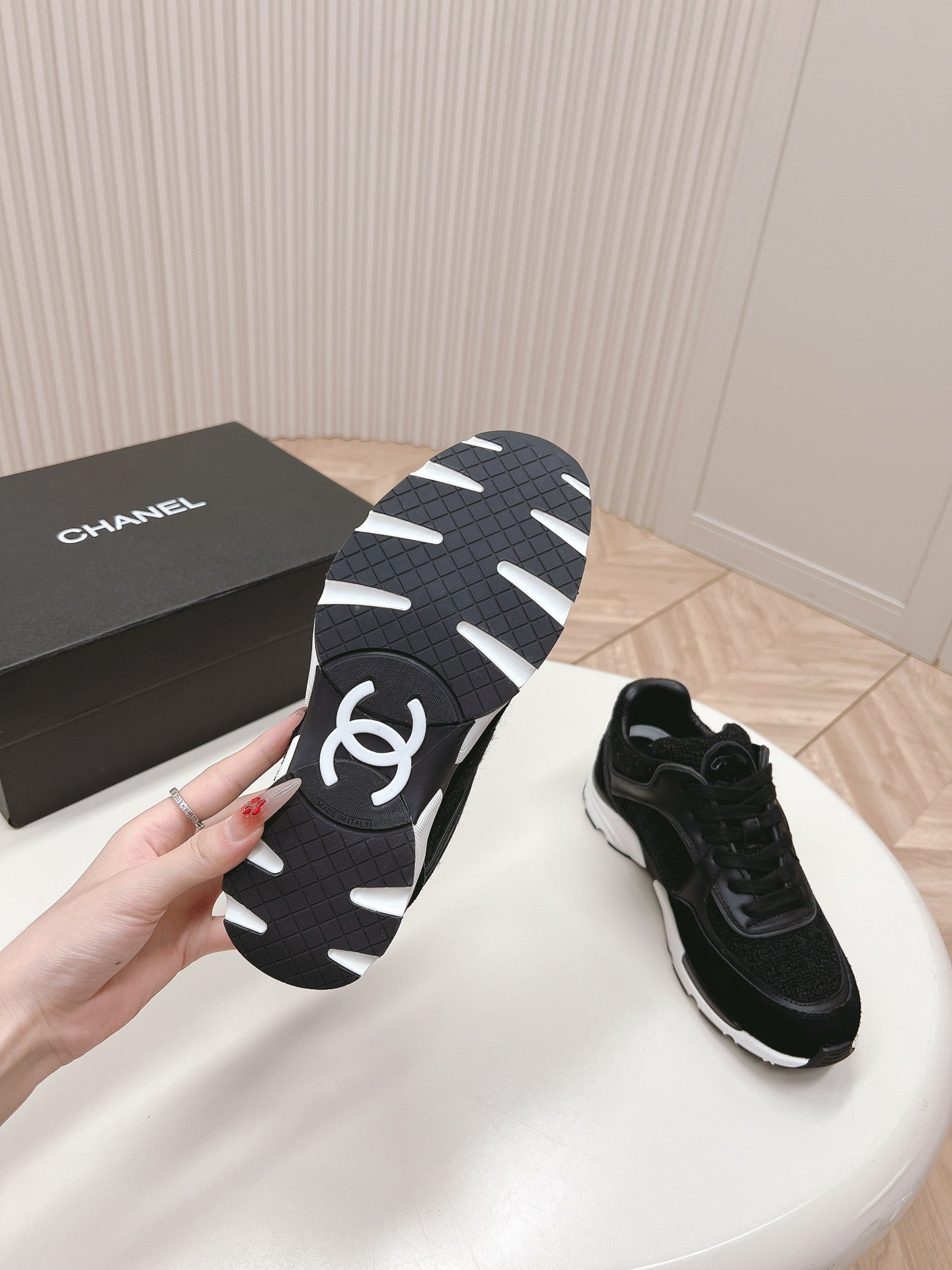 TRAINERS IN BLACK SUEDE AND CALFSKIN