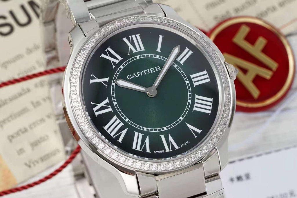 RONDE MUST DE CARTIER WATCH SILVER CASE AND GREEN DIAL WITH CRYSTALS