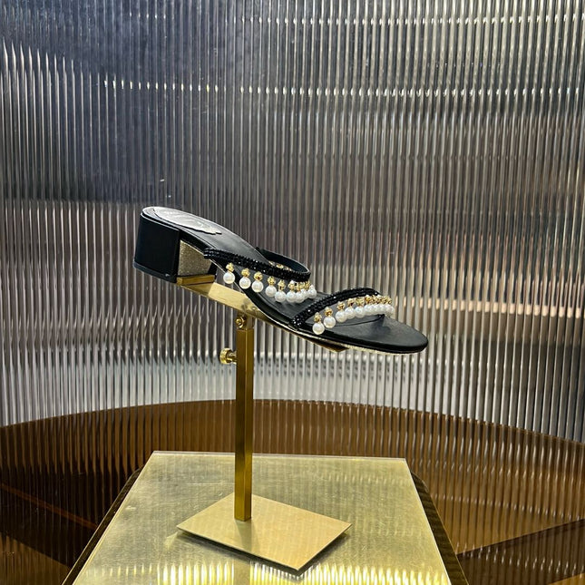 HIGH 45 MM BLOCK HEEL SANDAL IN BLACK GRAINY PEARLIZED LAMBSKIN