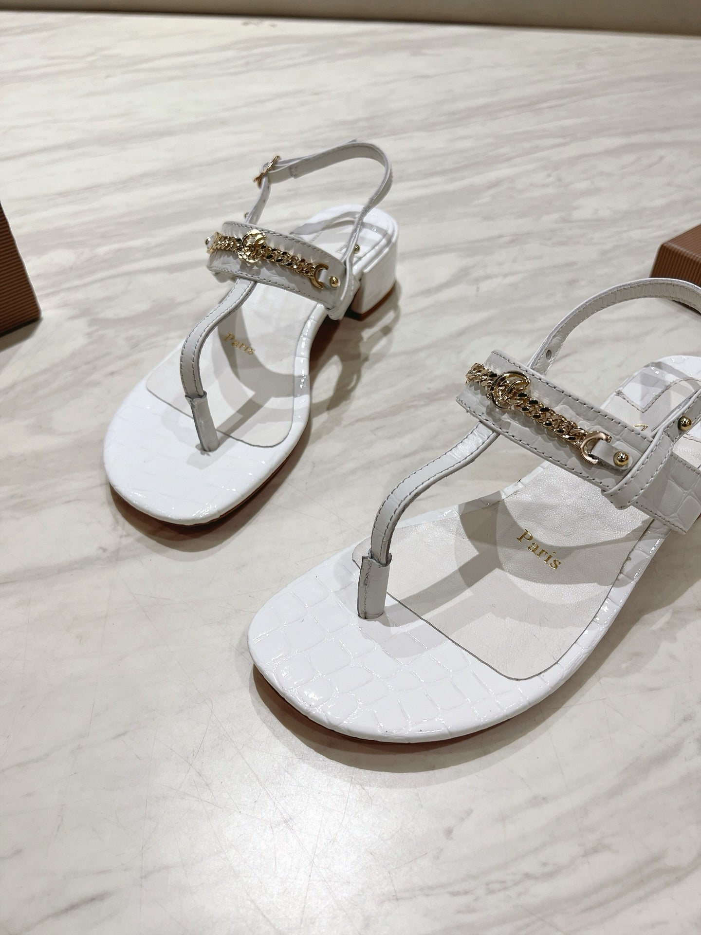 THONG SANDALS SLINGBACK 25MM IN SNAKE-EFFECT WHITE CALFSKIN
