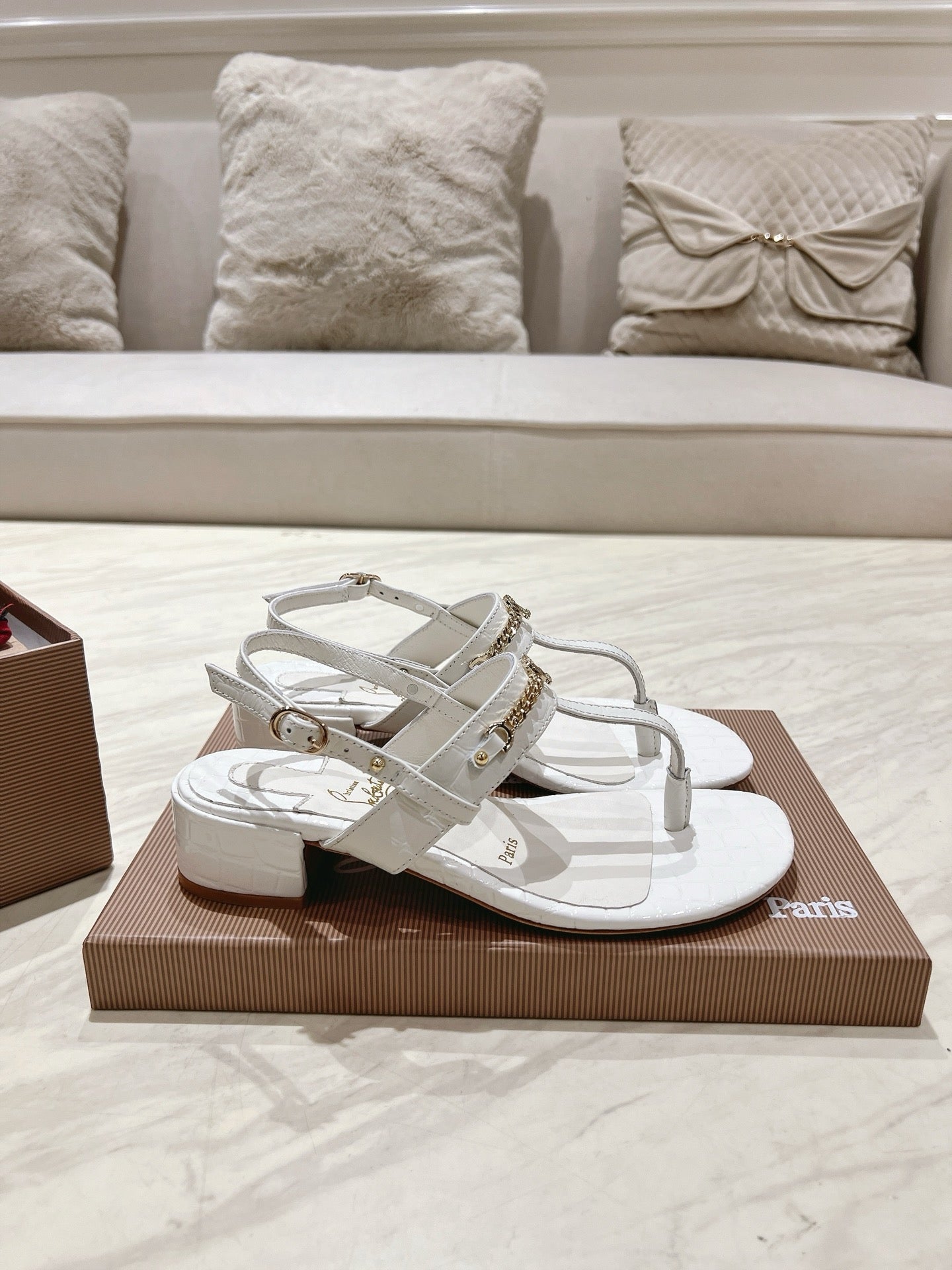 THONG SANDALS SLINGBACK 25MM IN SNAKE-EFFECT WHITE CALFSKIN