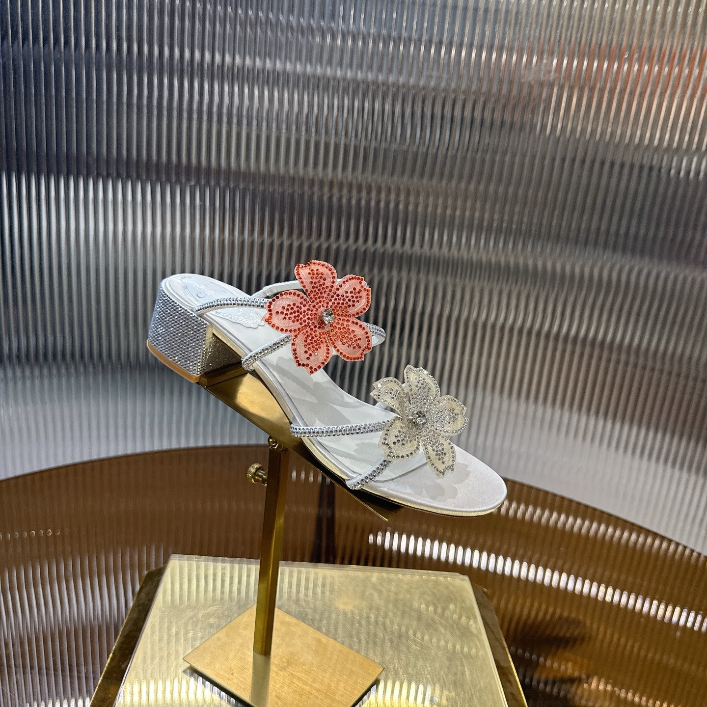 RENE CAOVILLA 26S FLOWER EMBELLISHED HEELS 45 MM IN CREAM WHITE LAMBSKIN