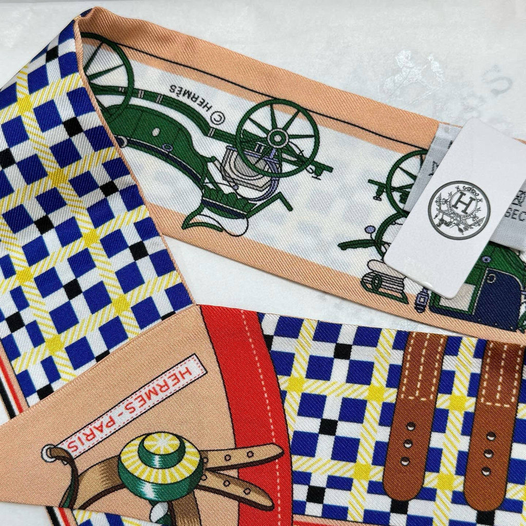 HERMES 25S SCARF 90 IN SILK 854952