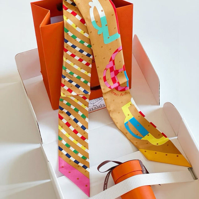 HERMES 25S SCARF TWILLY 86 IN SILK 987339