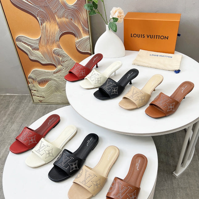 FLAT SLIDE IN BISQUE BEIGE LAMBSKIN WITH RHINSTONES
