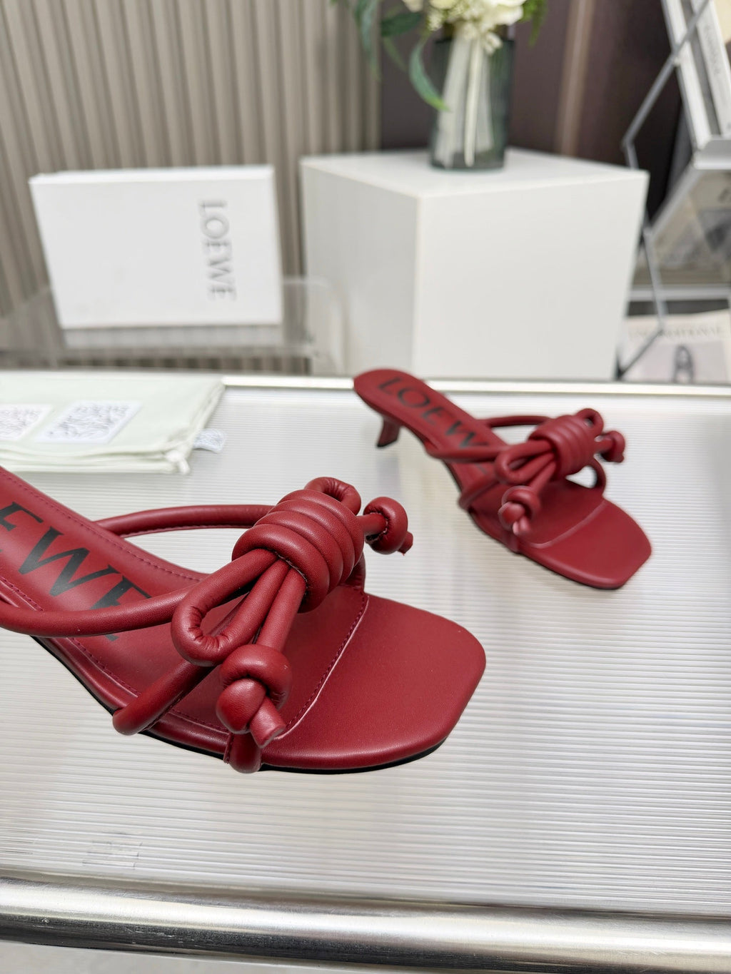 LOEWE 26S KITTEN HEEL KNOT SANDALS 45MM IN BURGUNDY RED CALFSKIN
