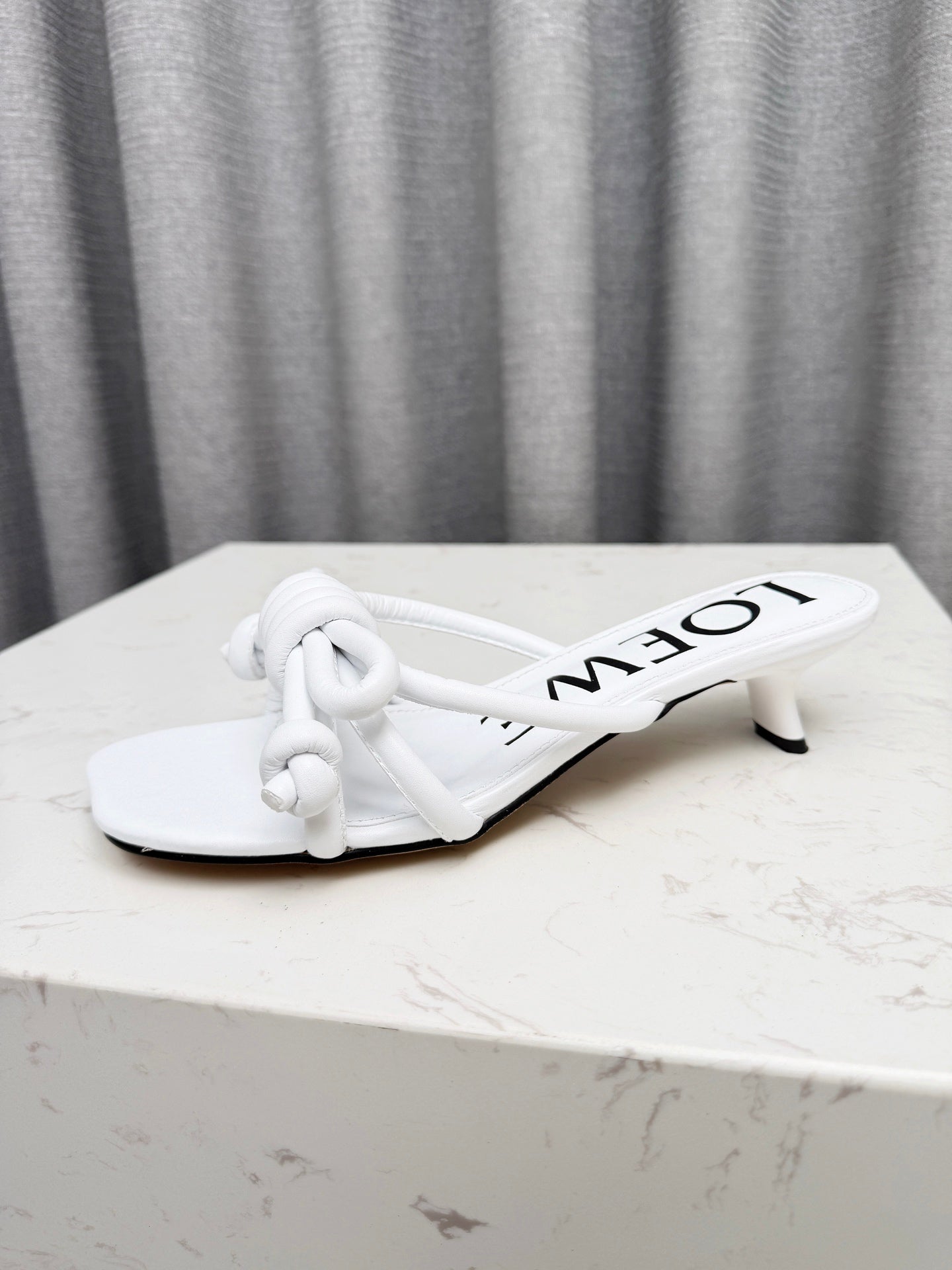 LOEWE 26S KITTEN HEEL KNOT SANDALS 45MM IN WHITE CALFSKIN
