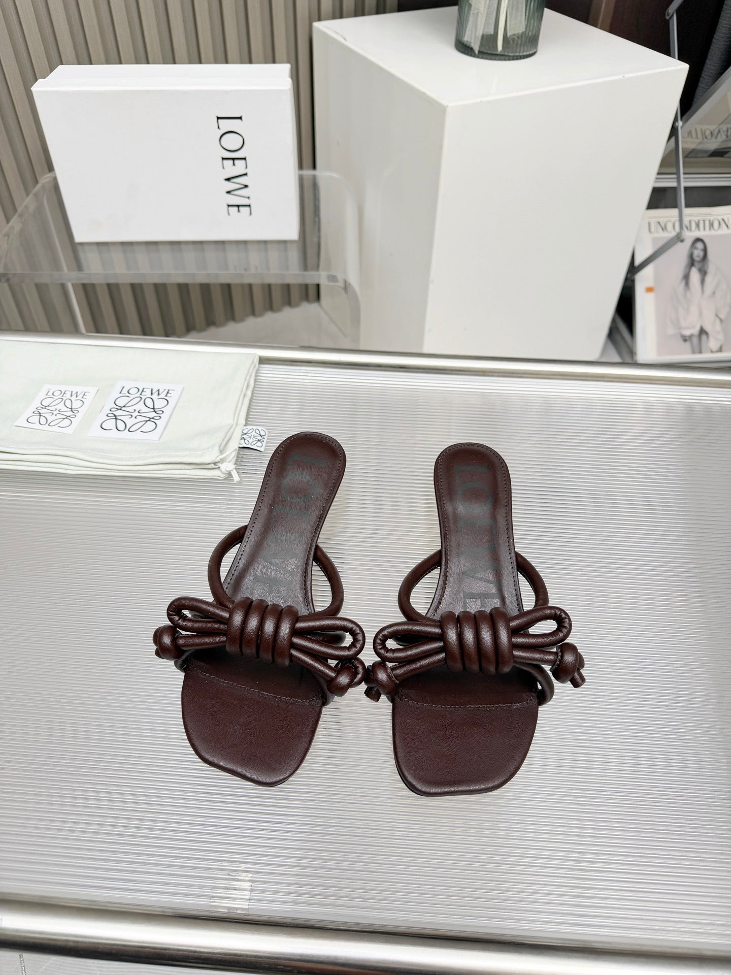 LOEWE 26S KITTEN HEEL KNOT SANDALS 45MM IN DARK BROWN CALFSKIN