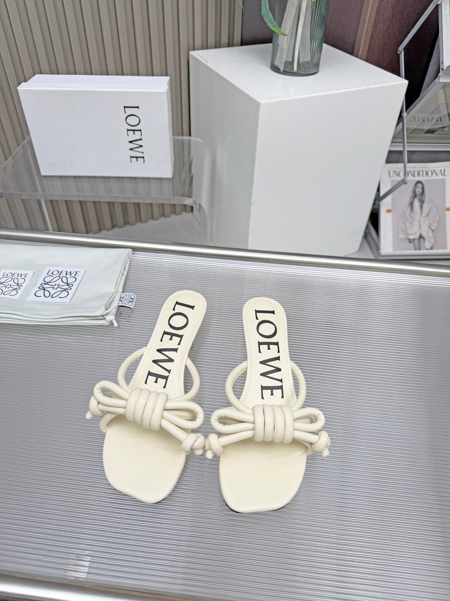 LOEWE 26S KITTEN HEEL KNOT SANDALS 45MM IN CREAM WHITE CALFSKIN