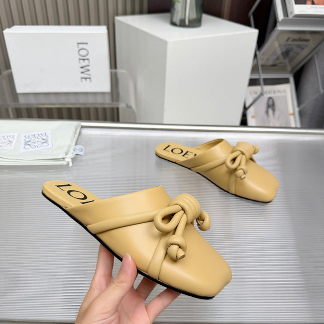 LOEWE 26S MULE LOAFERS IN WARM BEIGE CALFSKIN KNOT DETAIL